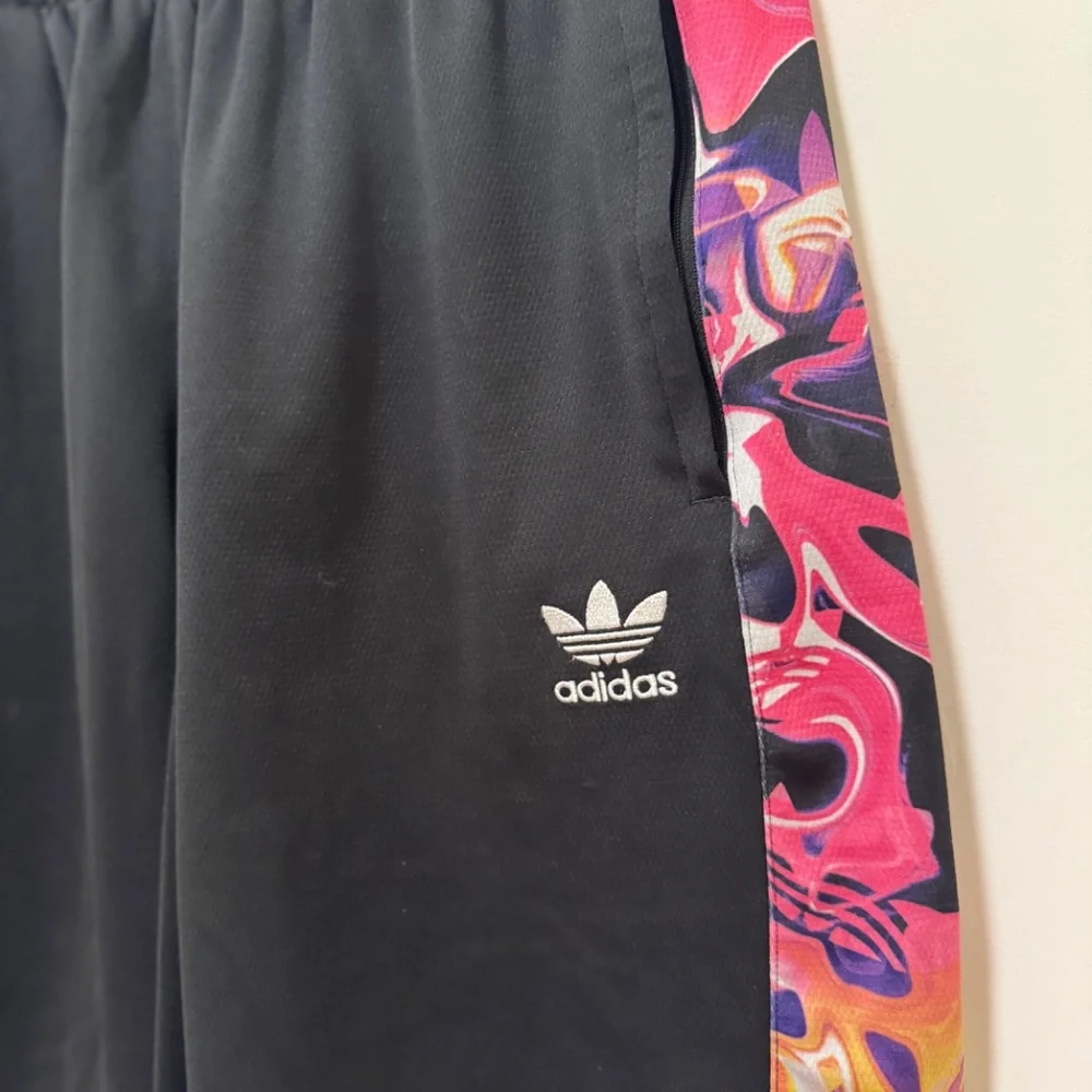 Adidas Originals Men's "Pool Party" Graphic Swim Shorts size L - Picture 2 of 6